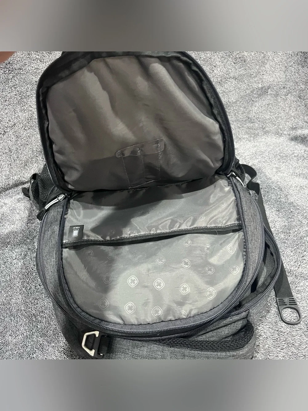 Swissgear Cecil laptop Backpack in heather gray